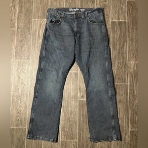 Wrangler Retro Relaxed Boot Jeans Mens Size 35x32 Western Cowboy Stretch Denim